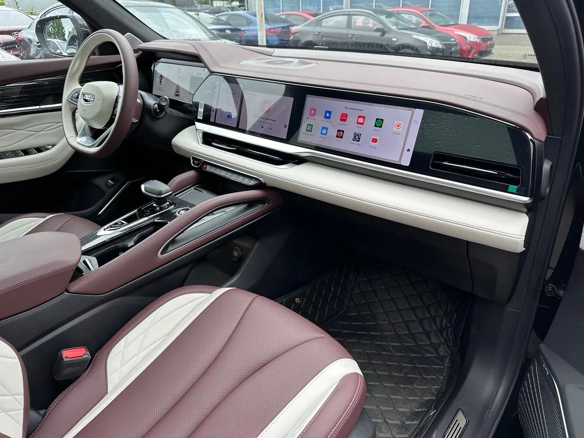 Geely Monjaro 2.0 AT 4WD (238 л.с.) Flagship