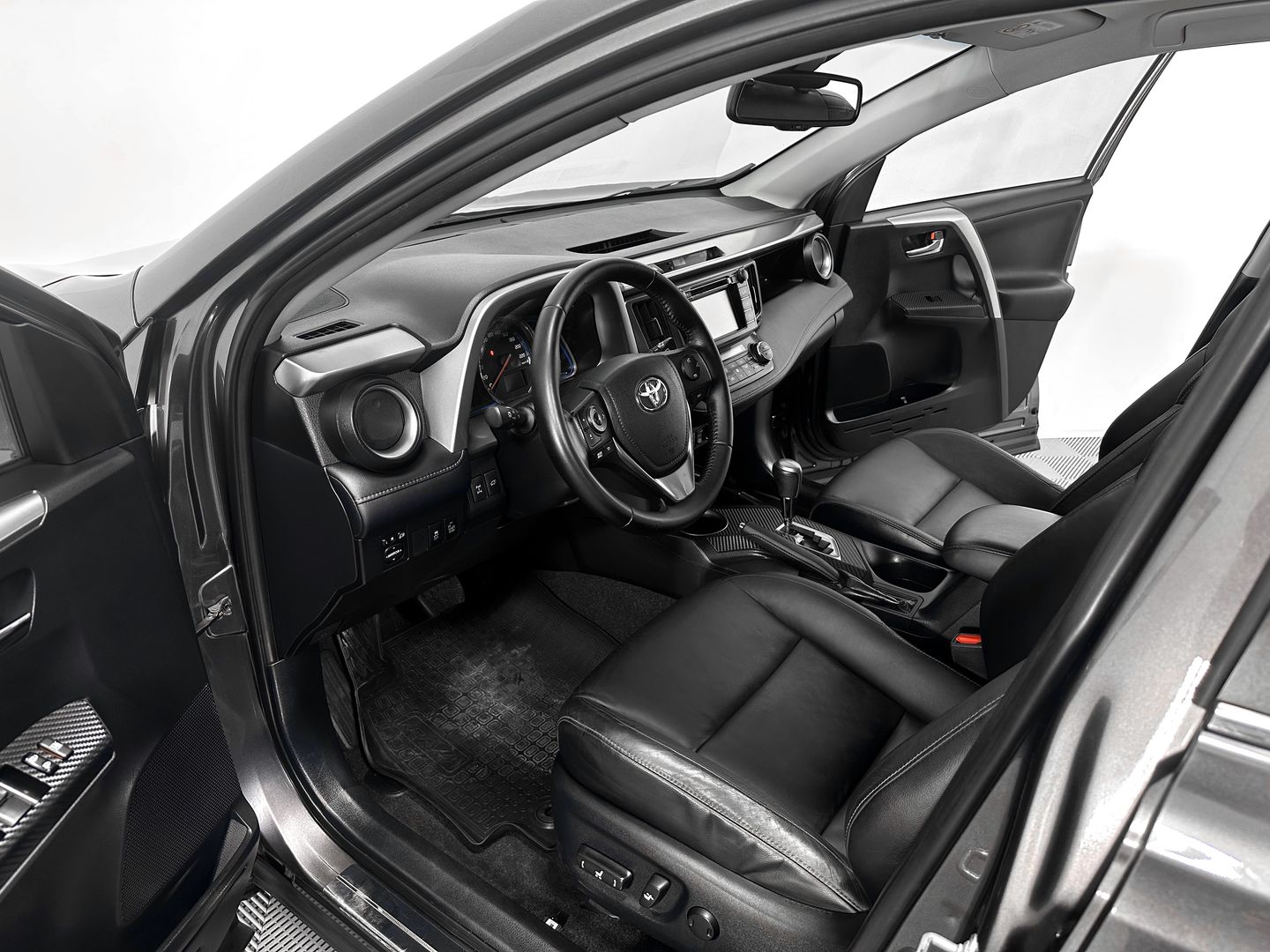 Toyota RAV4, IV (XA40) 2.5 AT (179 л.с.) 4WD