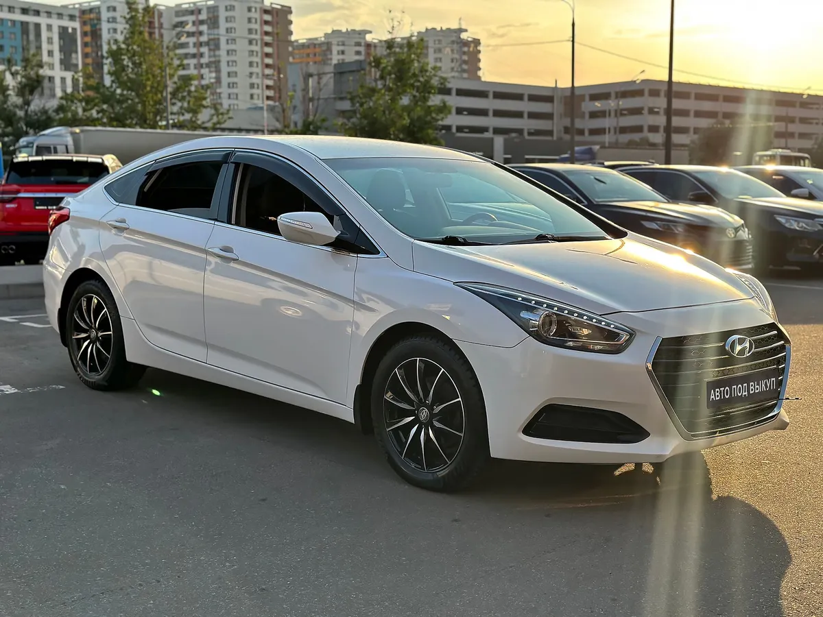 Hyundai i40 2.0 MT (150 л.с.) Active в аренду под выкуп в СПб