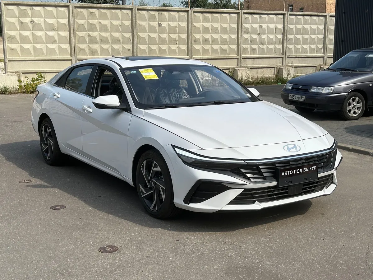 Hyundai Elantra в аренду под выкуп в СПб