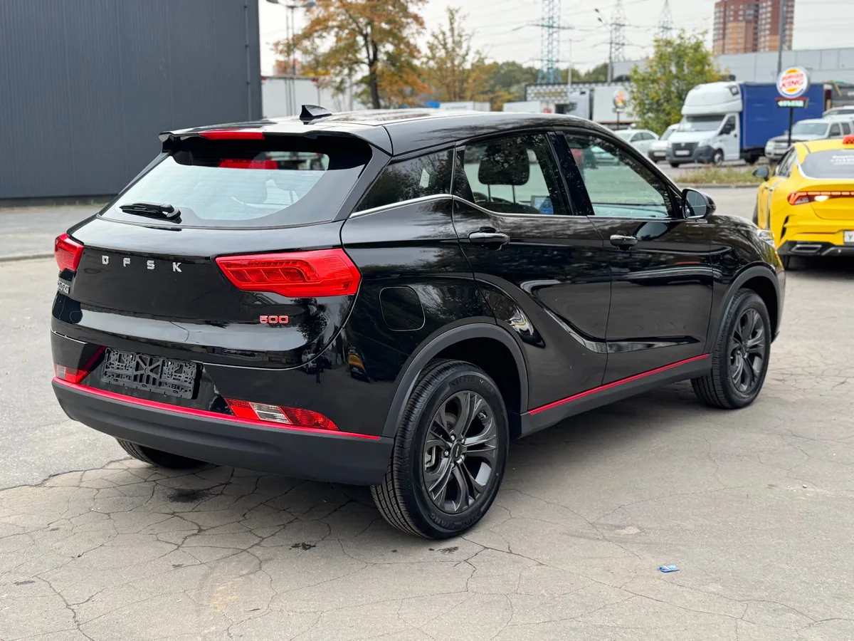 DongFeng Fengon 500 1.5 CVT (116 л.с.)