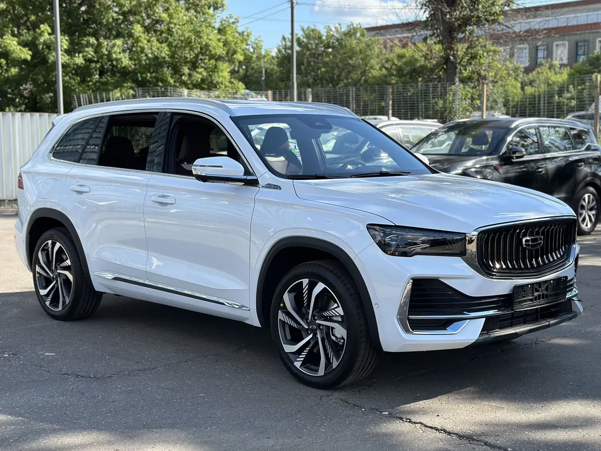 Geely Monjaro 2.0 AT 4WD (238 л.с.) Exclusive в аренду под выкуп в СПб