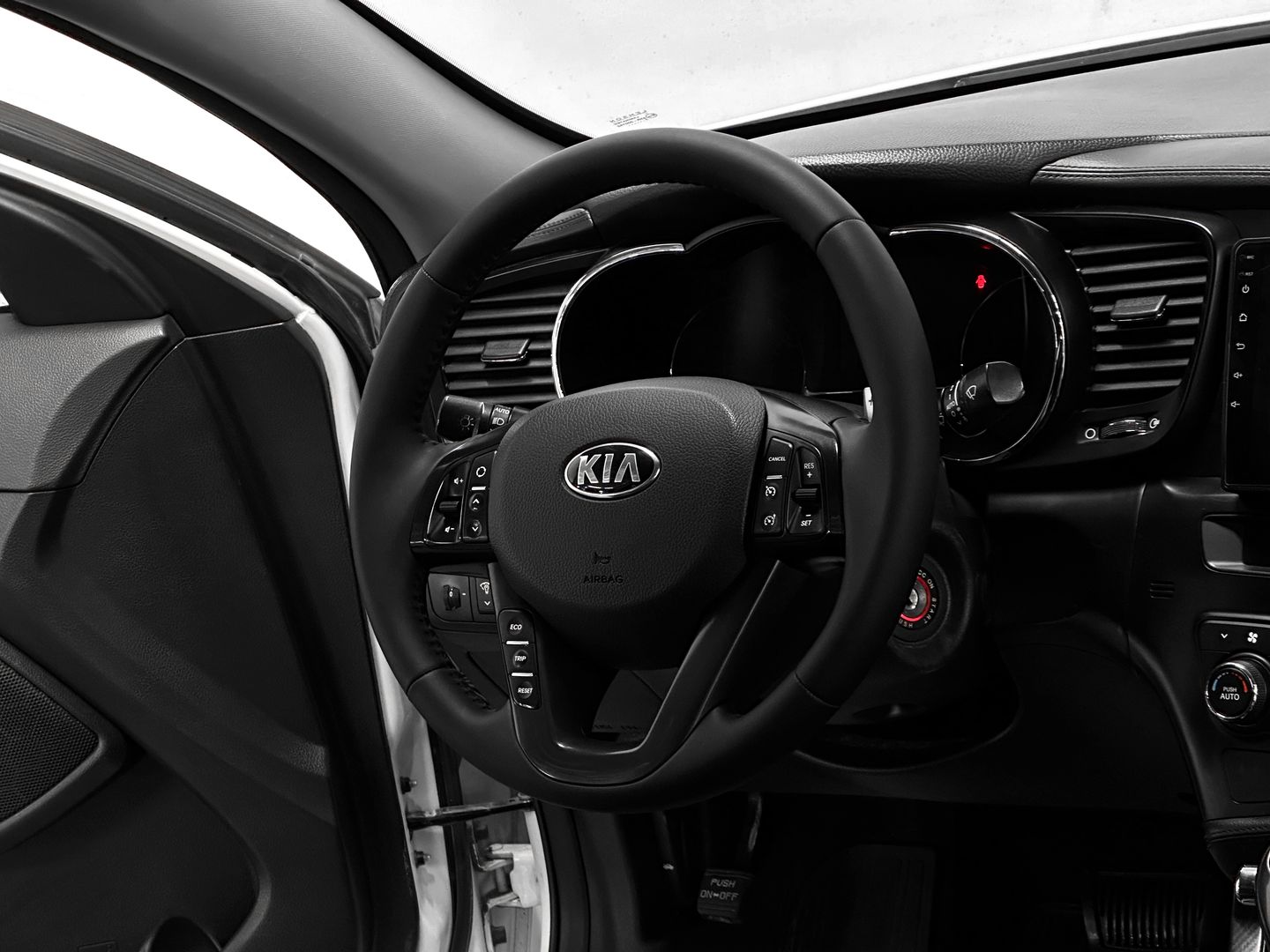Kia Optima, III 2.0 AT (150 л.с.)