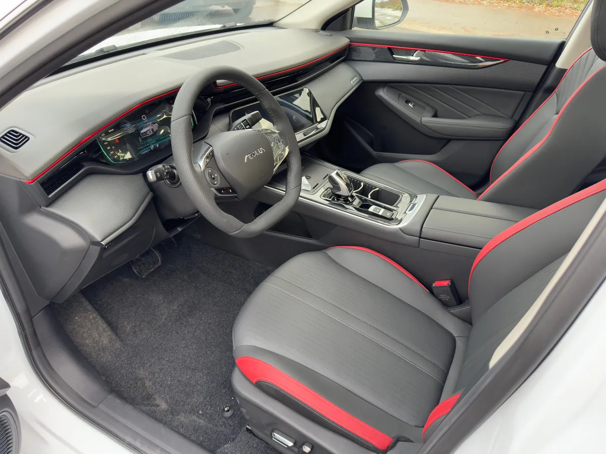 DongFeng Shine Max 1.5 AMT (190 л.с.)