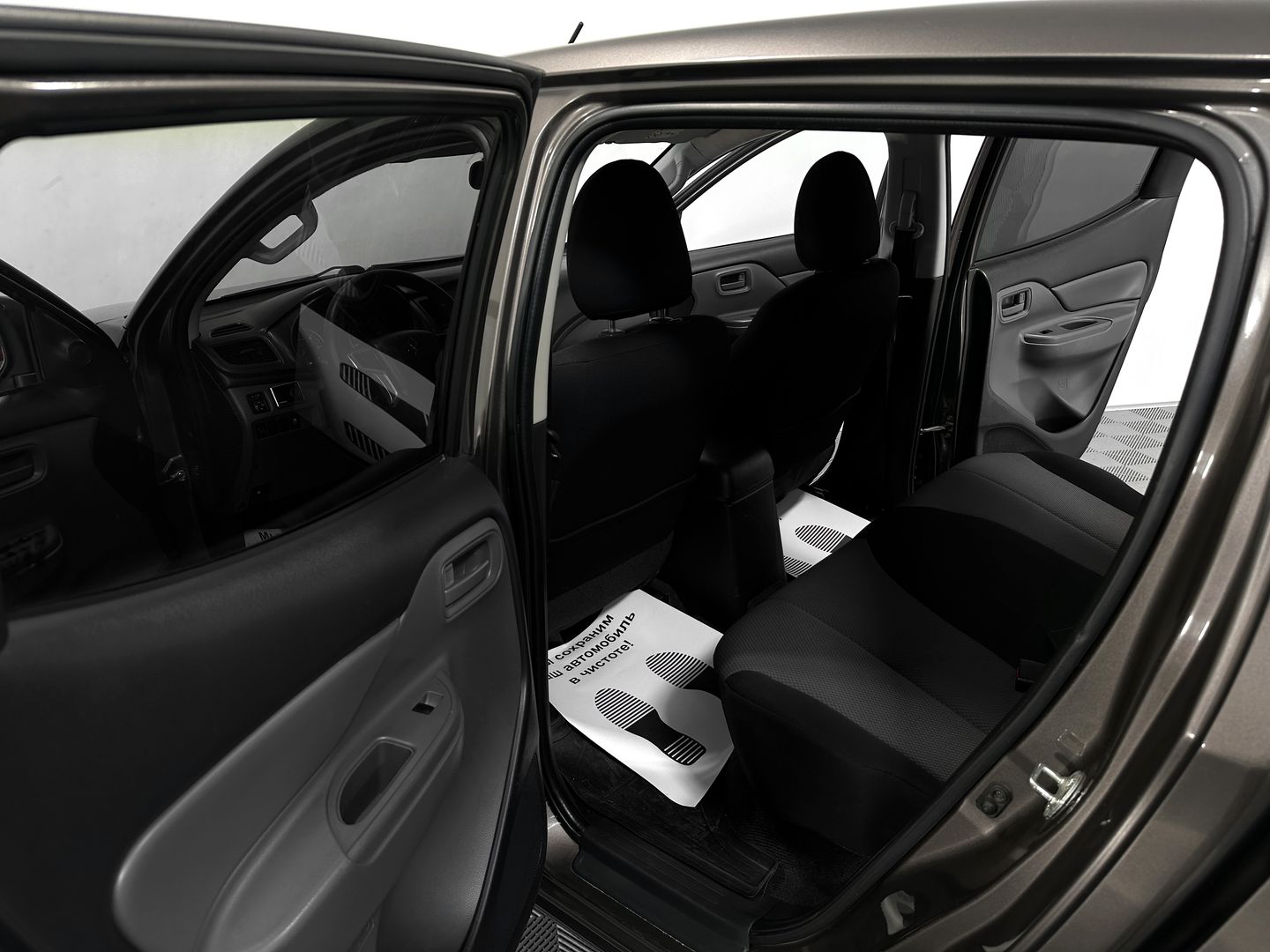 Mitsubishi L200, V 2.4d MT (154 л.с.) 4WD