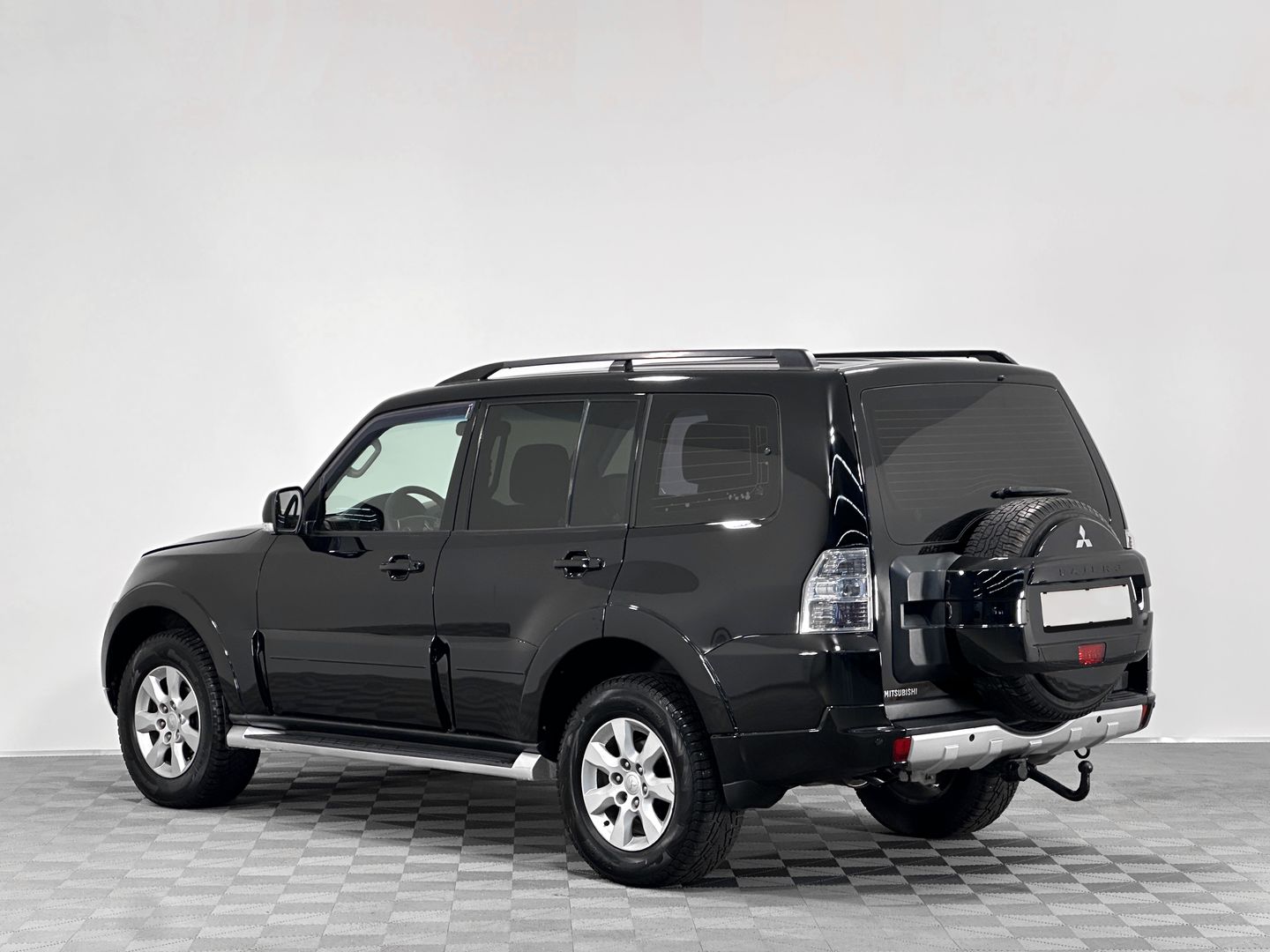 Mitsubishi Pajero, IV Рестайлинг 1 3.0 AT (178 л.с.) 4WD