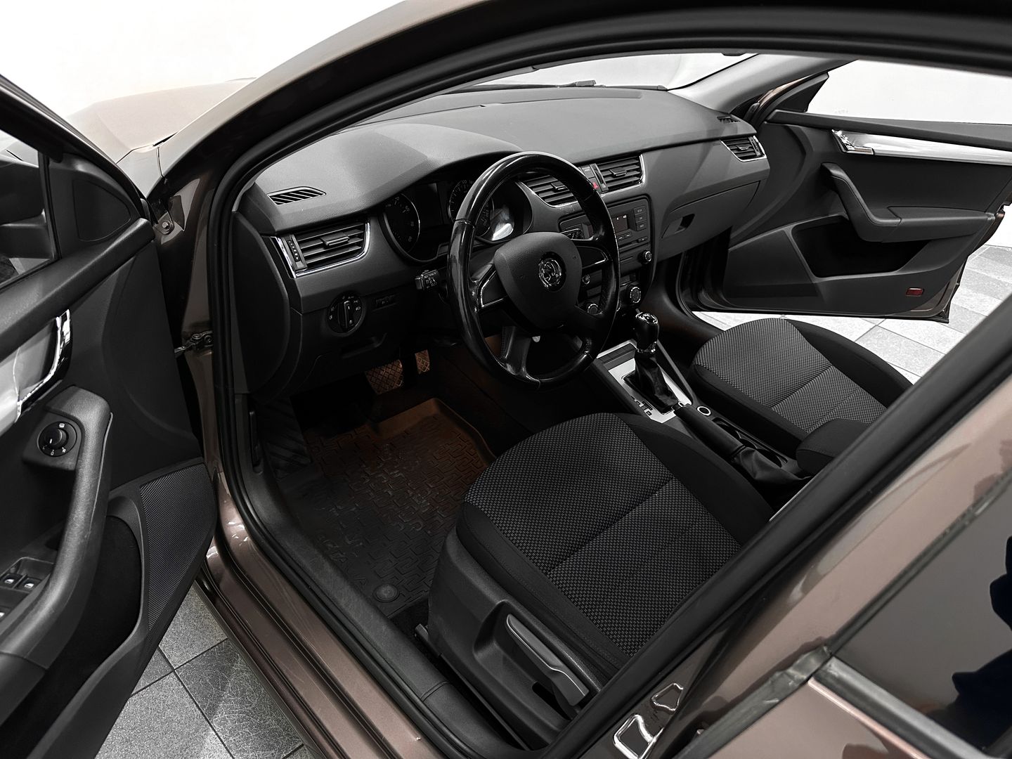 Skoda Octavia, III (A7) 1.4 AMT (140 л.с.)