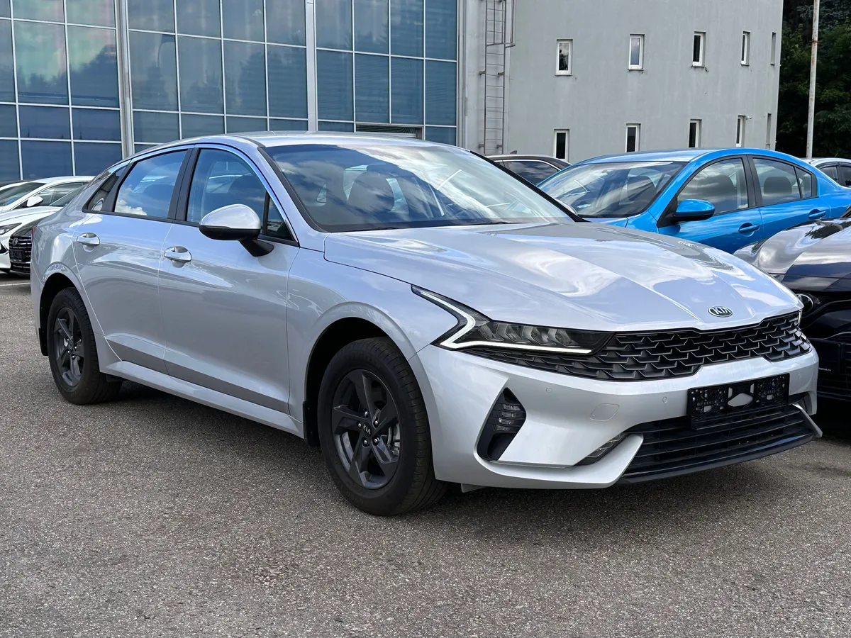 Kia K5 2.0 AT (150 л.с.) в аренду под выкуп в СПб