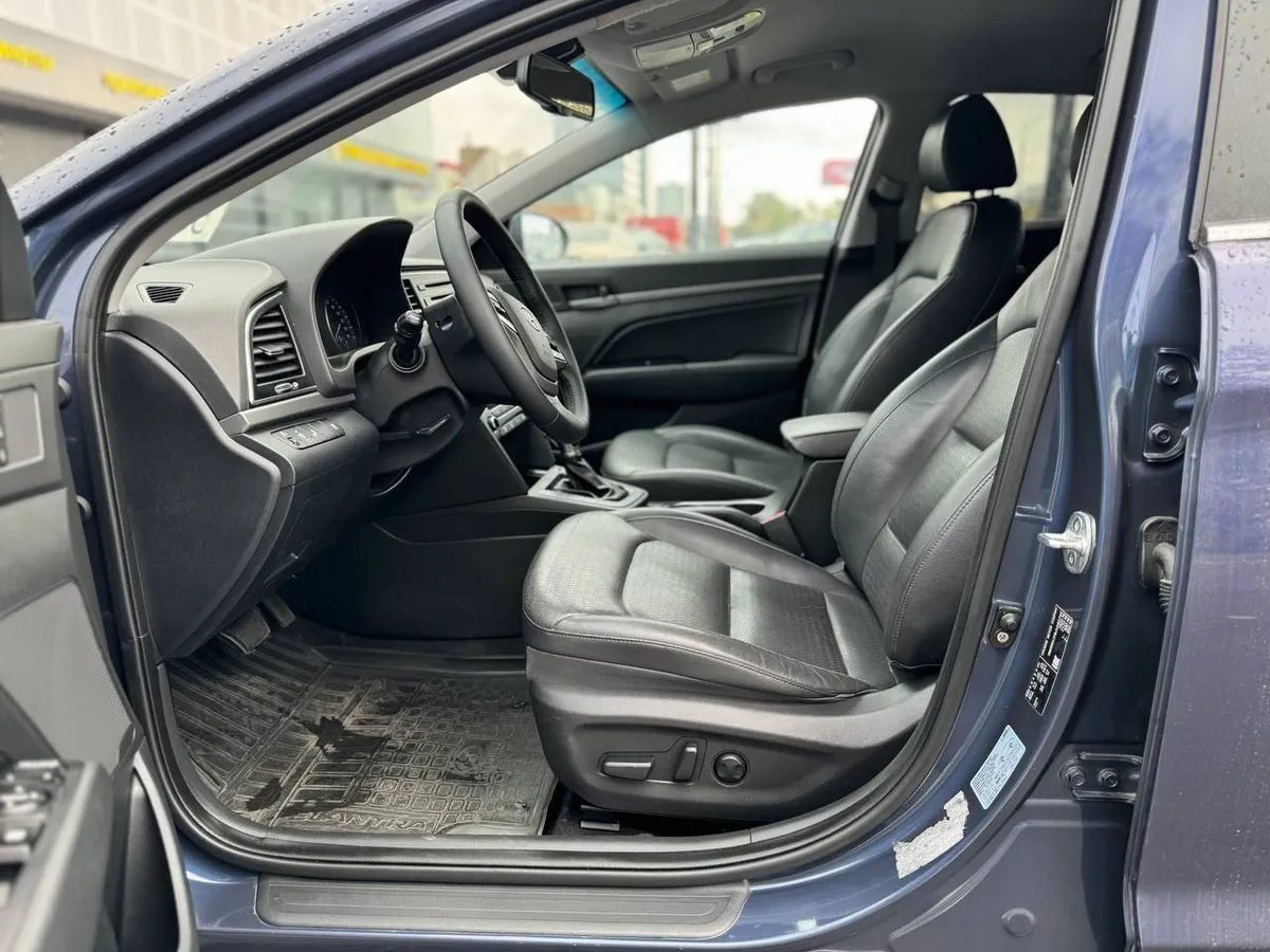 Hyundai Elantra 2.0 AT (150 л.с.) Active