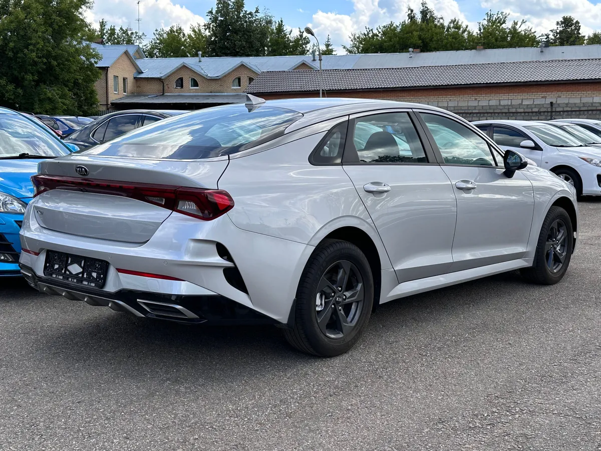 Kia K5 2.0 AT (150 л.с.)
