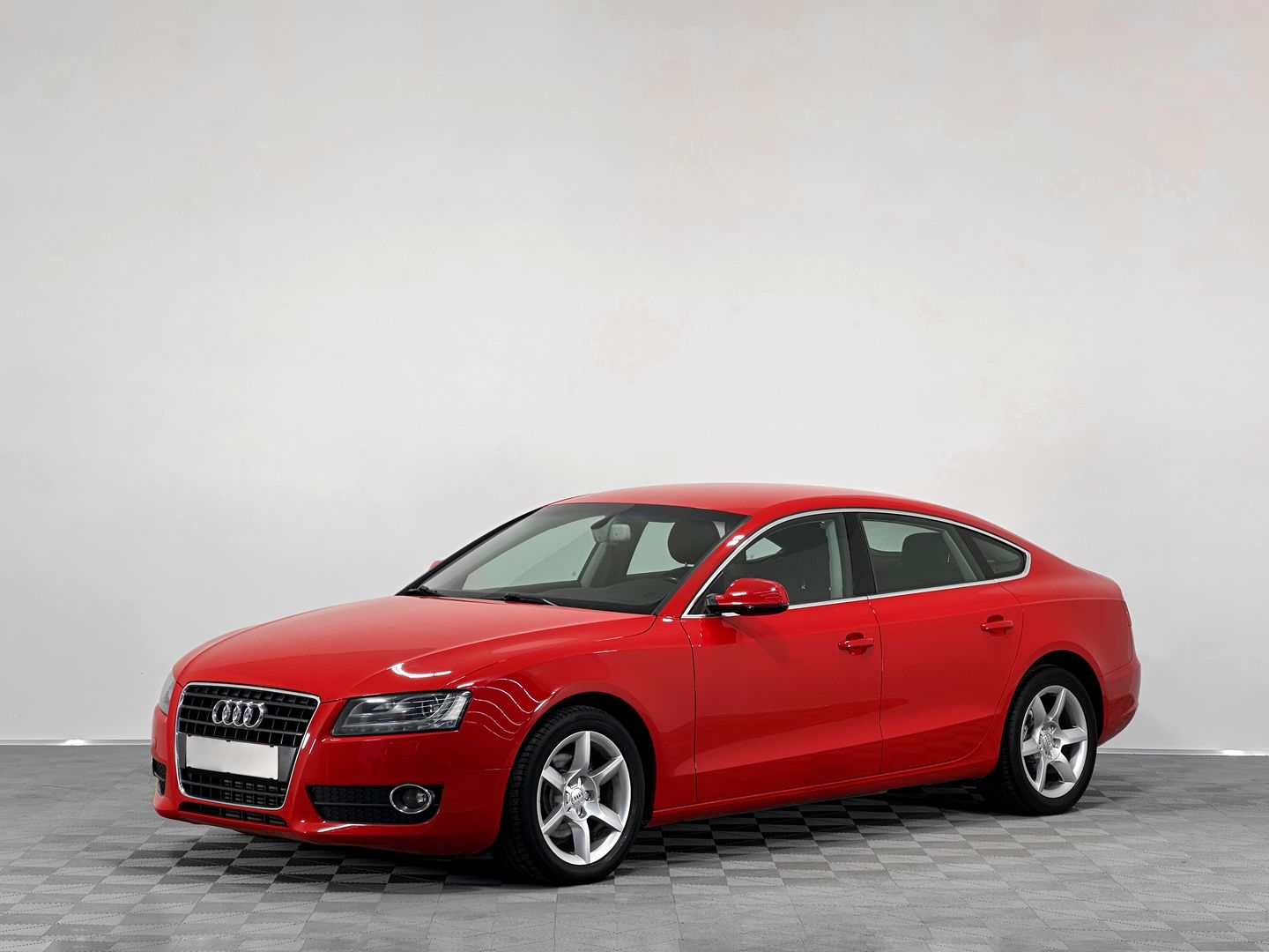 Audi A5, I (8T) 1.8 CVT (160 л.с.) в аренду под выкуп в СПб