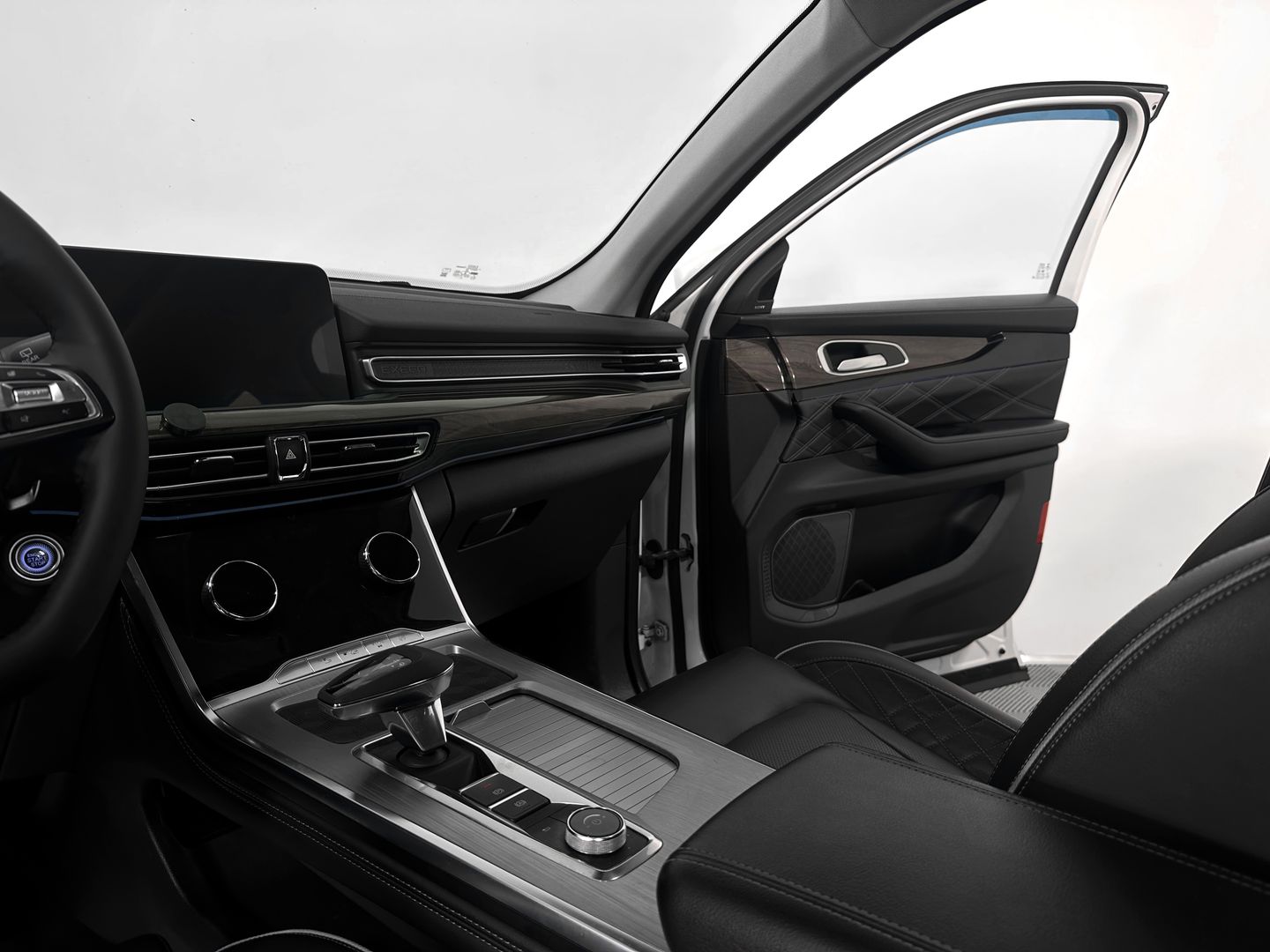 Geely Monjaro, I 2.0 AT (238 л.с.) 4WD