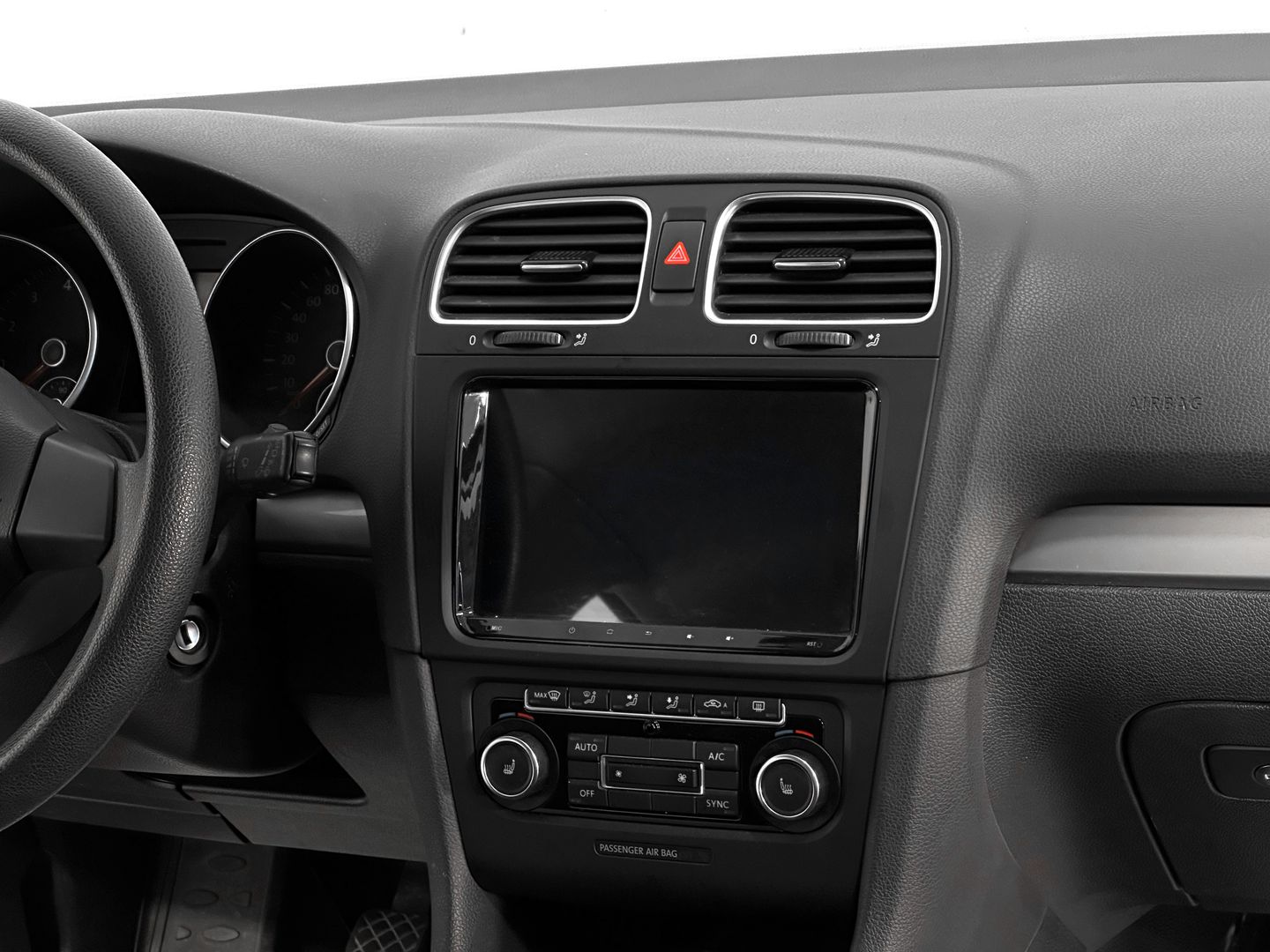 Volkswagen Golf, VI 1.6 MT (102 л.с.)