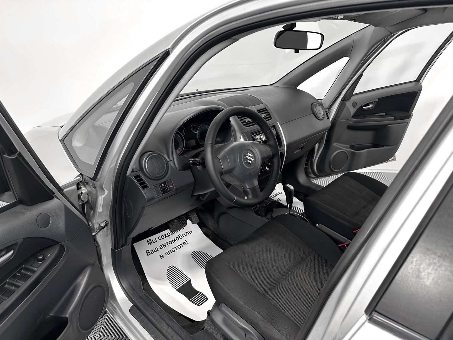 Suzuki SX4, I (Classic) Рестайлинг 1.6 AT (112 л.с.)