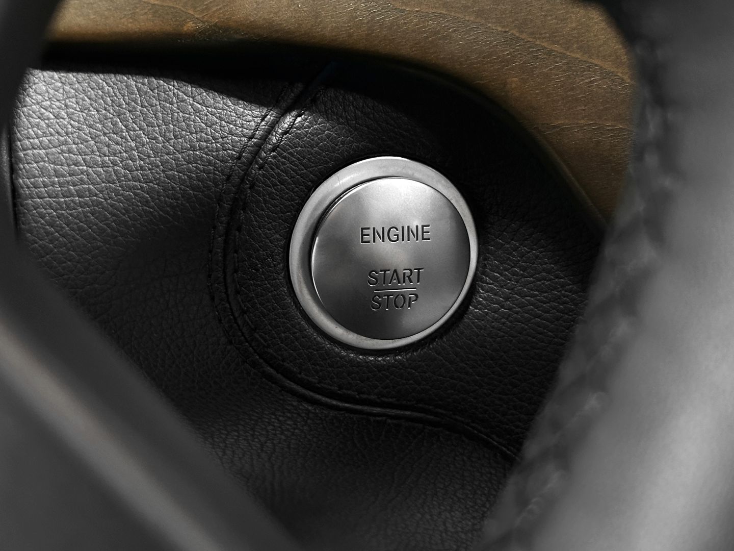 Mercedes-Benz GL-Класс, II (X166) 500 4.7 AT (435 л.с.) 4WD