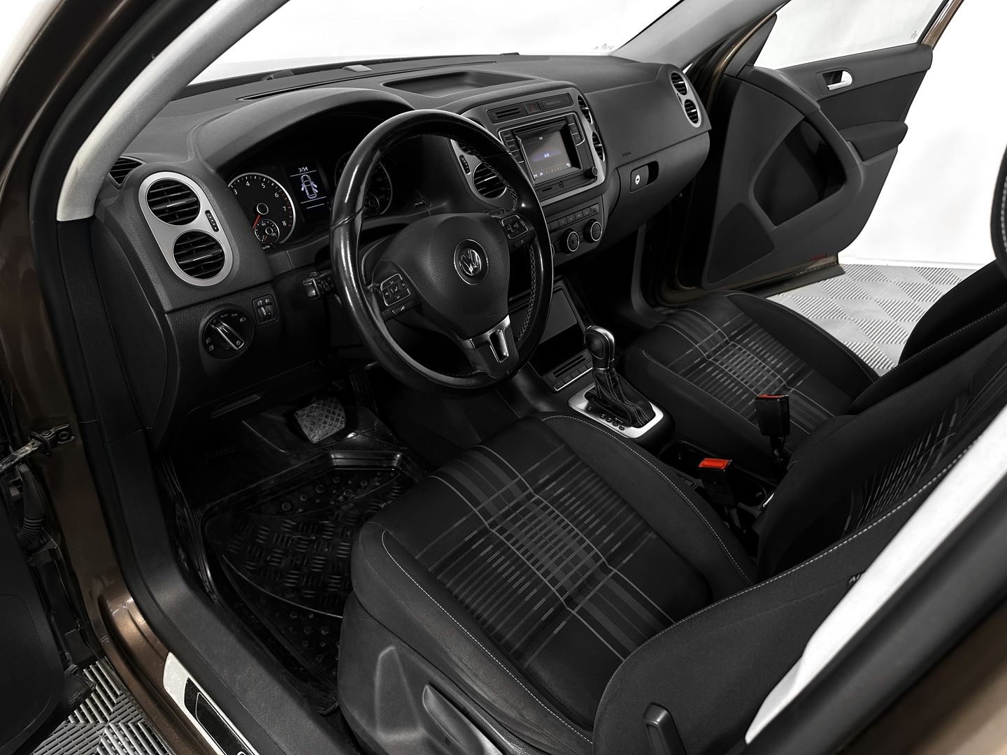 Volkswagen Tiguan, I Рестайлинг 1.4 AMT (150 л.с.)