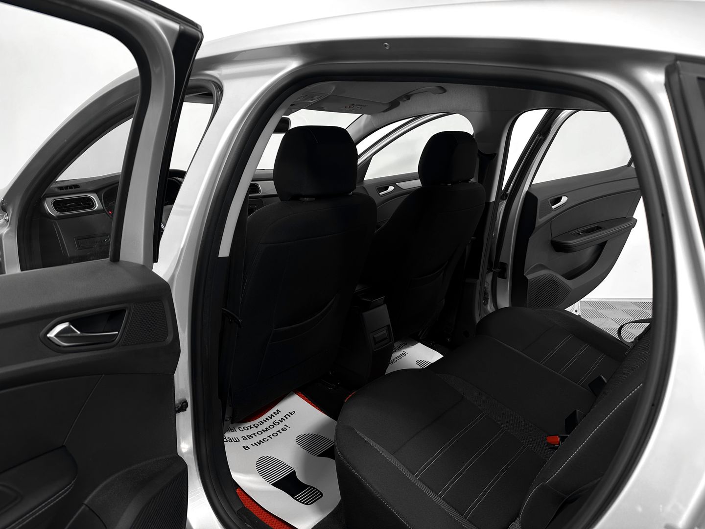 Renault Arkana, I 1.6 MT (114 л.с.)