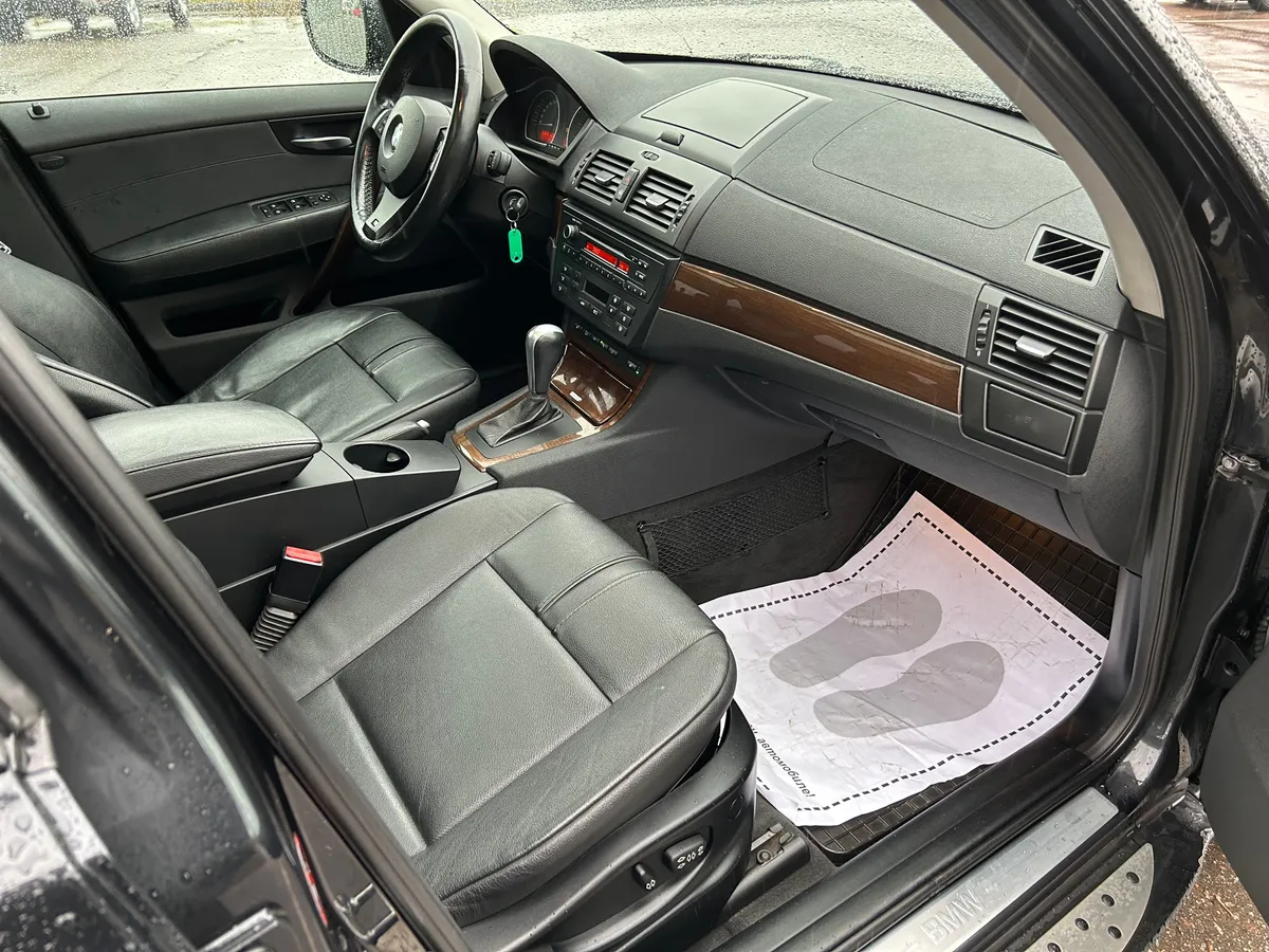 BMW X3 3.0si AT (272 л.с.)