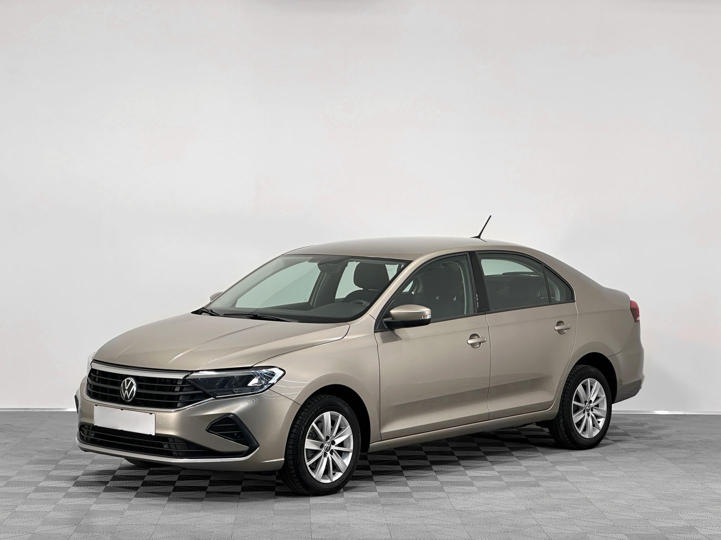 Volkswagen Polo, VI 1.6 AT (110 л.с.) в аренду под выкуп в СПб