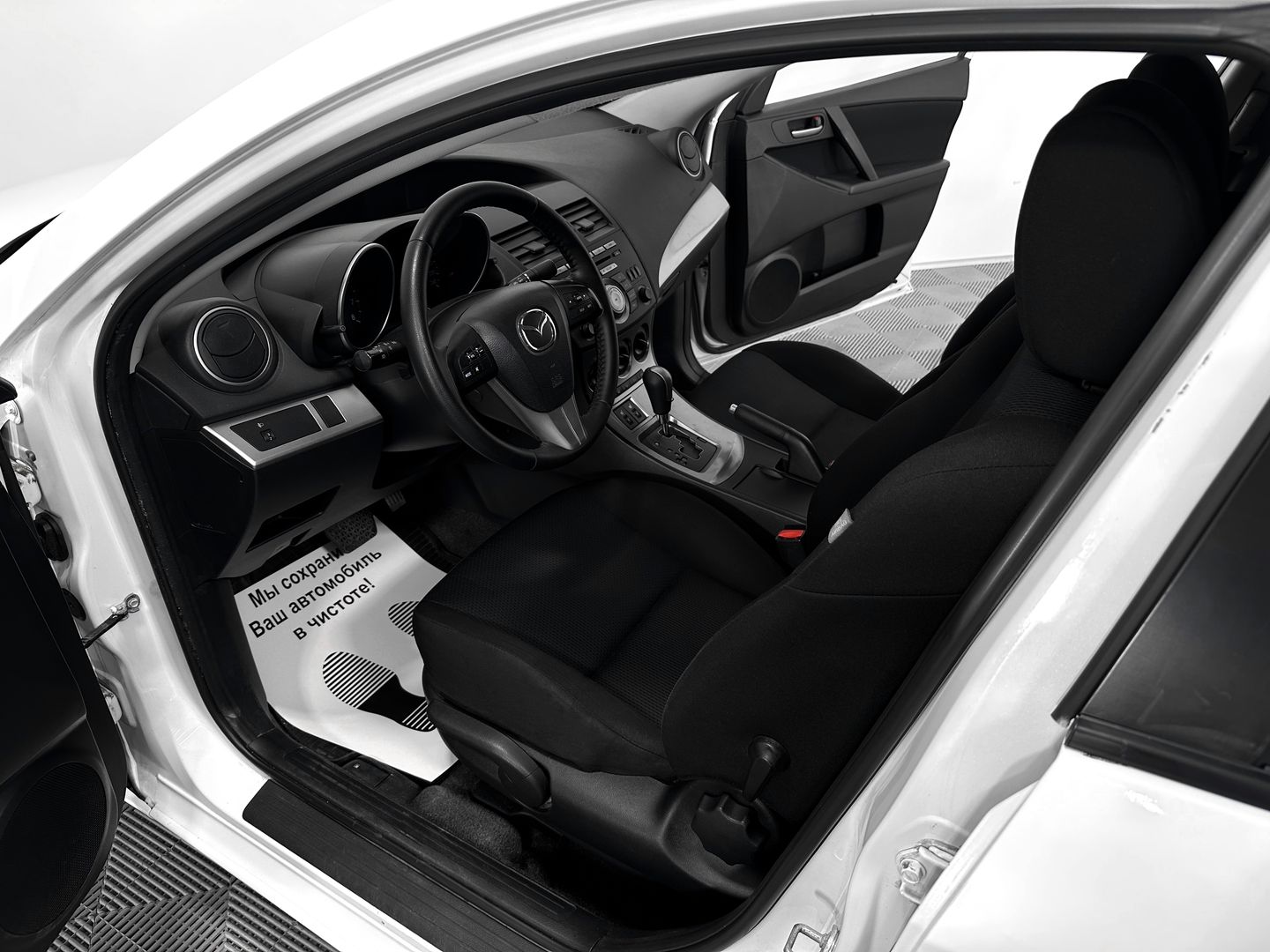 Mazda 3, II (BL) 1.6 AT (105 л.с.)