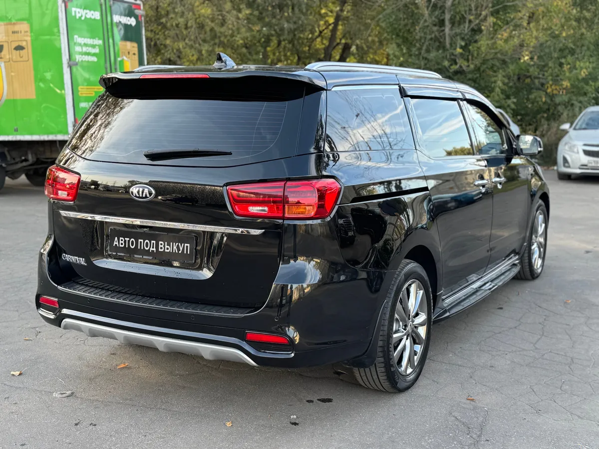 Kia Carnival 2.2 CRDi AT (200 л.с.)